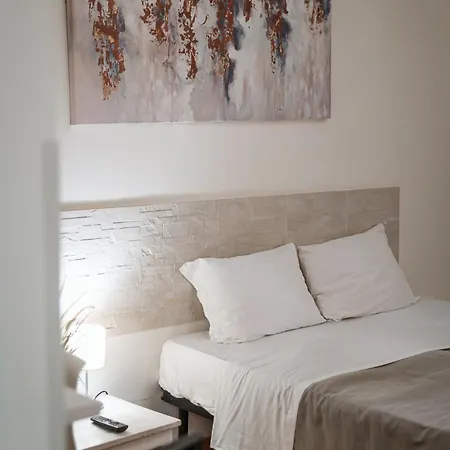 ゲストハウス Cristel Cozy - Termini Train Station