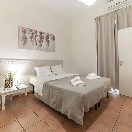 Cristel Cozy - Termini Train Station Guest house Rome