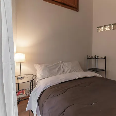 Cristel Cozy - Termini Train Station ゲストハウス ローマ