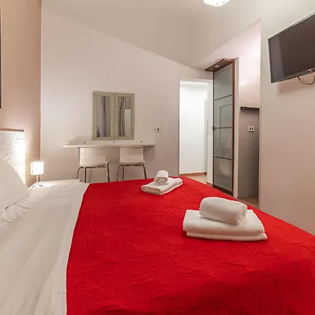 Guest house Cristel Cozy - Termini Train Station Rome