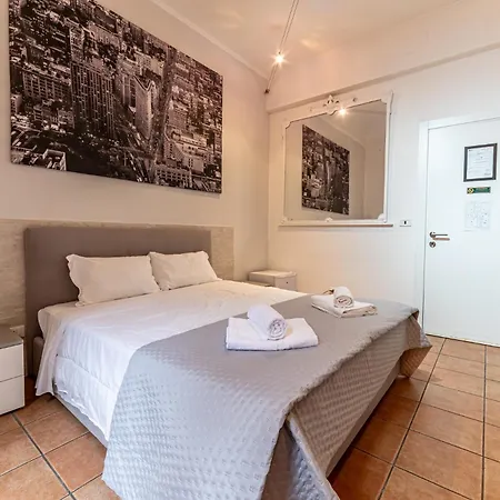 Cristel Cozy - Termini Train Station Guest house Rome
